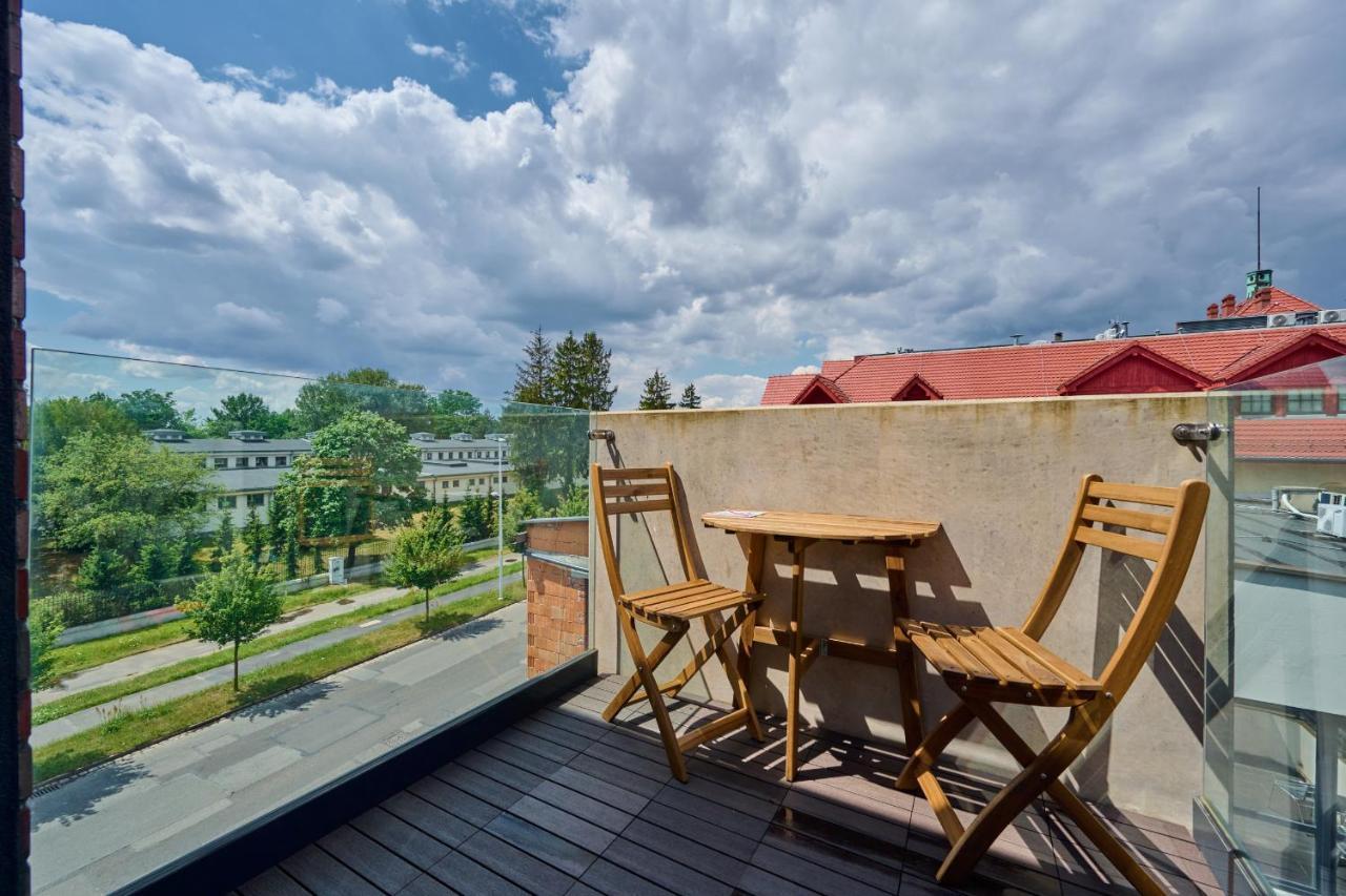Apartment By The Oder River Wroclaw By Noclegi Renters Exteriör bild